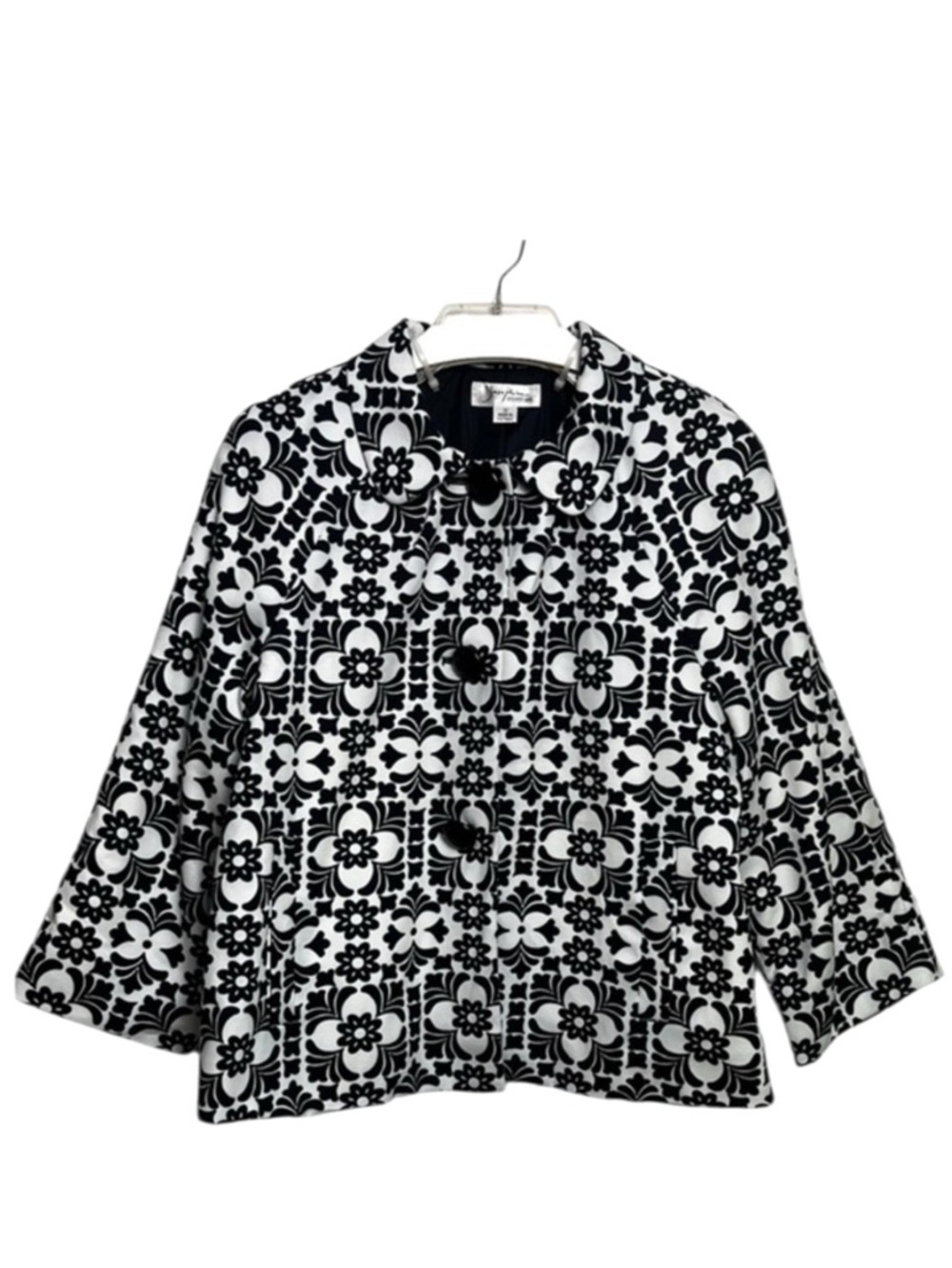 JOSEPHINE Essentials Geometric Floral Blazer